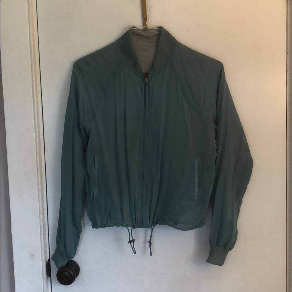 Women’s Burberry light reversible jacket
